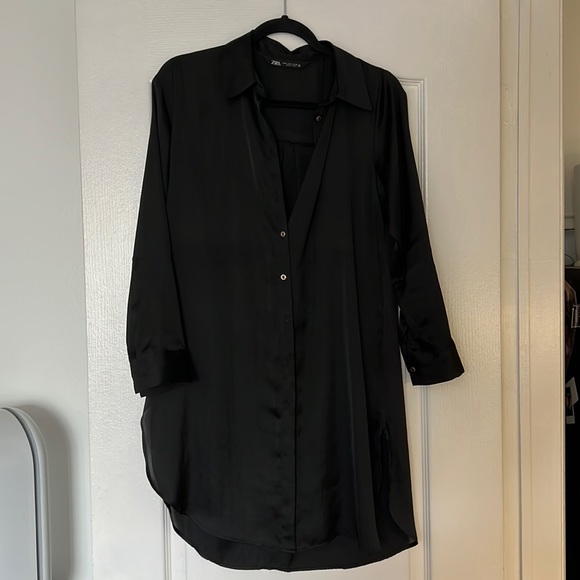 Long Zara satin black blouse - Picture 1 of 1